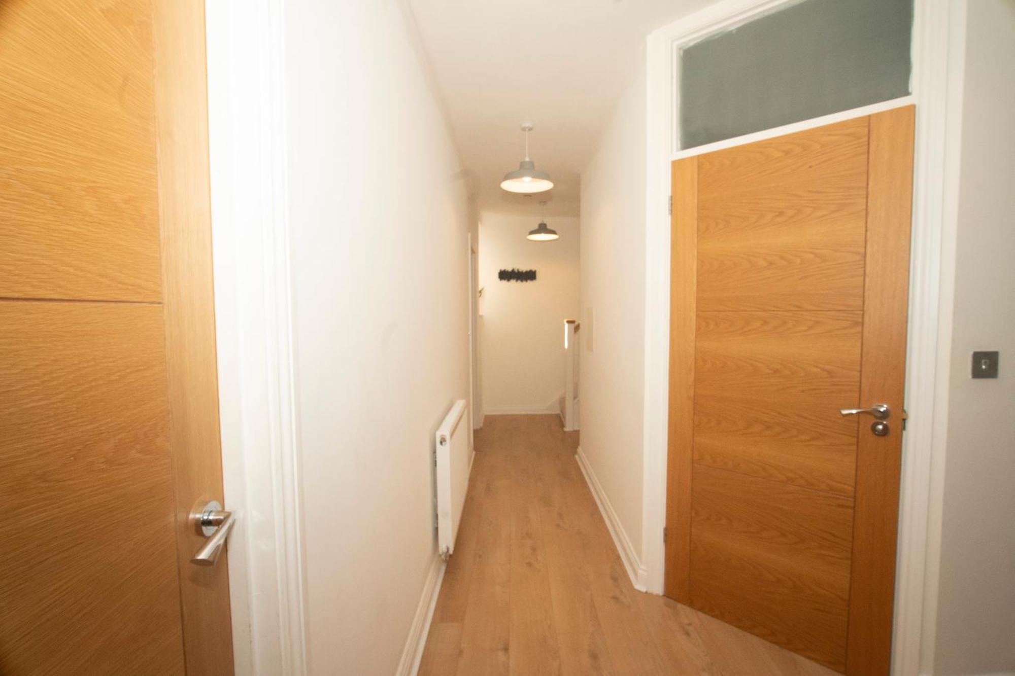Spacious 4Br 4Ba Gated Townhouse With Balconies, Central Jq Birmingham Exterior photo